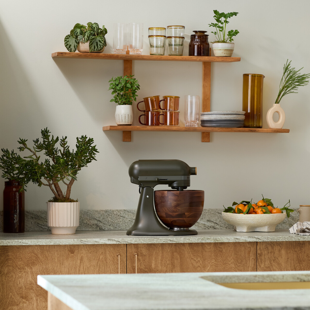 KA Artisan 4.7 L Tilt-Head Stand Mixer Evergreen